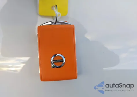 2022 Volvo Xc60 B6 R-Design из США, поврежденный, VIN YV4062RM6N1905972